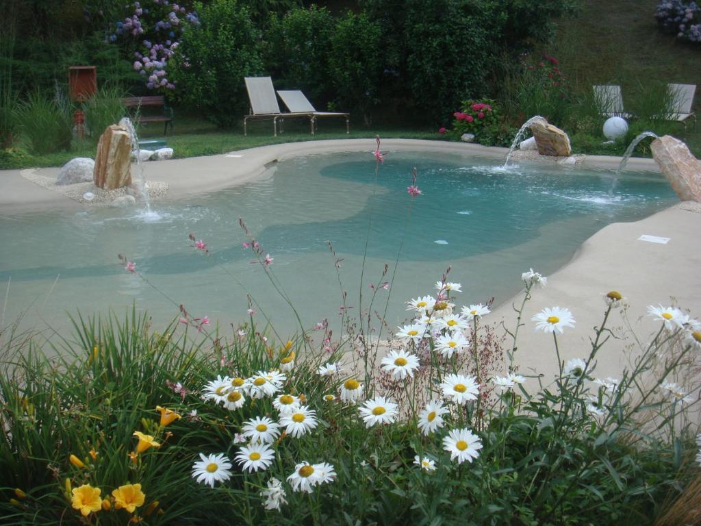 Hotel Villa Delle Ortensie Sant'Omobono Terme Bagian luar foto