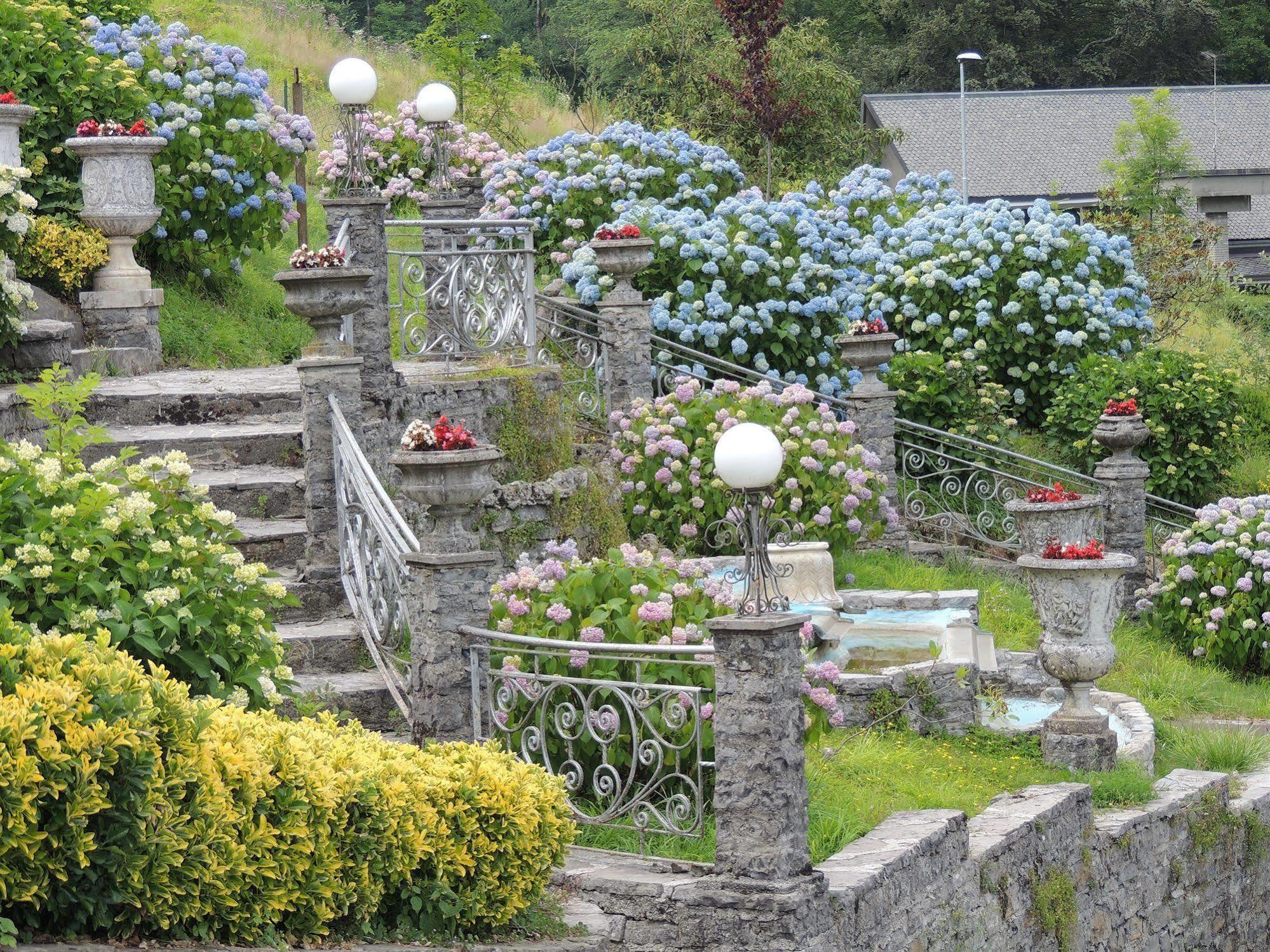 Hotel Villa Delle Ortensie Sant'Omobono Terme Bagian luar foto